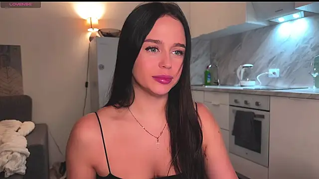 Megan Nilson online show from 01-05-25, 09:57