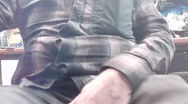 Snapshot of HaraldGermany chatting on 02-09-25, 03:23 HaraldGermany online show from 02-09-25, 03:23