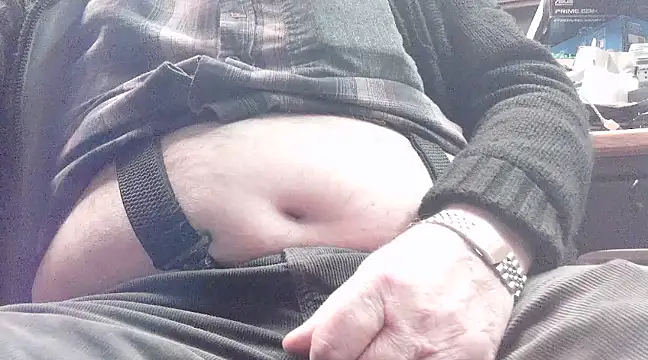 Snapshot of HaraldGermany chatting on 02-11-25, 06:33 HaraldGermany online show from 02-11-25, 06:33