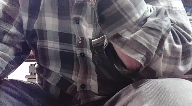 Snapshot of HaraldGermany chatting on 03-21-25, 08:18 HaraldGermany online show from 03-21-25, 08:18