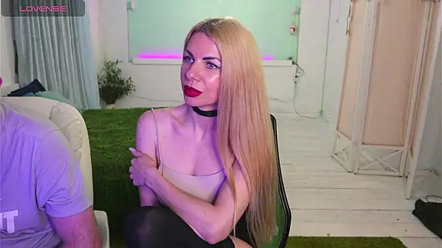 Snapshot of AlisaAleksandr chatting on 04-30-26, 08:57 AlisaAleksandr online show from 04-30-26, 08:57