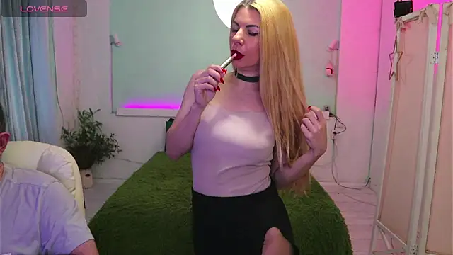 Snapshot of AlisaAleksandr chatting on 05-21-26, 03:46 AlisaAleksandr online show from 05-21-26, 03:46