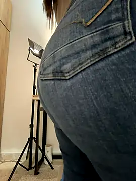 Snapshot of nurse_becky chatting on 11-20-25, 10:20 nurse becky online show from 11-20-25, 10:20