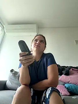 Snapshot of nurse_becky chatting on 01-08-26, 04:31 nurse becky online show from 01-08-26, 04:31