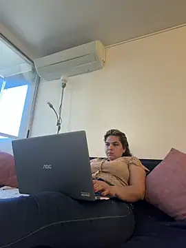 Snapshot of nurse_becky chatting on 02-04-26, 03:29 nurse becky online show from 02-04-26, 03:29