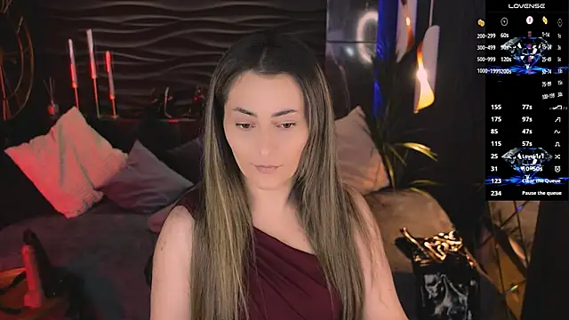 Snapshot of KylieMellow chatting on 07-10-26, 01:58 KylieMellow online show from 07-10-26, 01:58