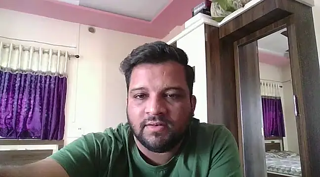 Snapshot of dhruv_love chatting on 02-07-25, 04:16 dhruv love online show from 02-07-25, 04:16