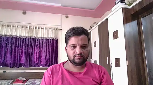Snapshot of dhruv_love chatting on 02-10-25, 04:19 dhruv love online show from 02-10-25, 04:19