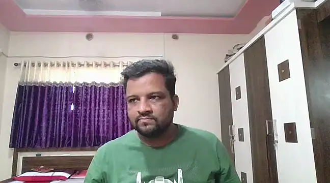 Snapshot of dhruv_love chatting on 03-01-25, 07:51 dhruv love online show from 03-01-25, 07:51