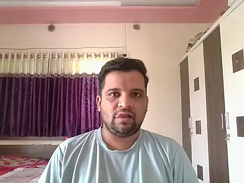 Snapshot of dhruv_love chatting on 09-09-25, 07:41 dhruv love online show from 09-09-25, 07:41