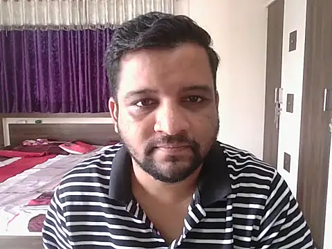 Snapshot of dhruv_love chatting on 09-20-25, 04:57 dhruv love online show from 09-20-25, 04:57