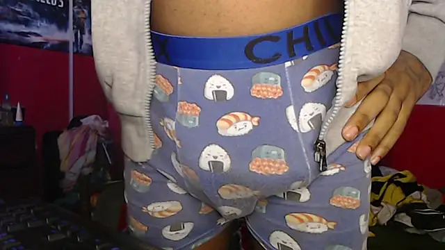 Snapshot of longdickservice chatting on 02-08-25, 10:39 longdickservice online show from 02-08-25, 10:39