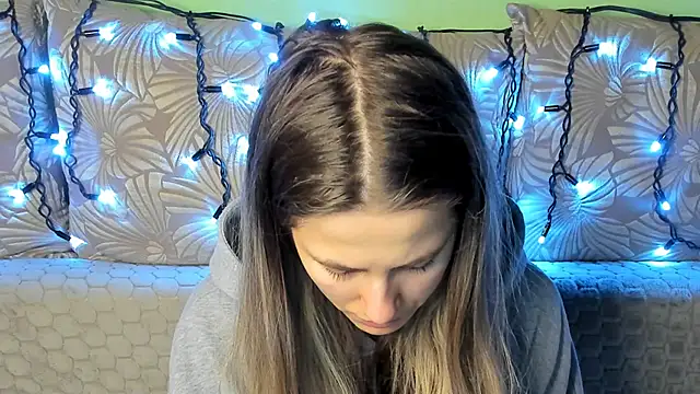 MaggieCake online show from 02-13-26, 02:51