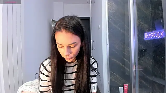 Snapshot of realhotfallingdevil chatting on 09-22-25, 03:52 realhotfallingdevil online show from 09-22-25, 03:52