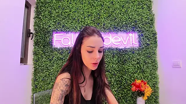 realhotfallingdevil online show from 11-19-25, 04:01