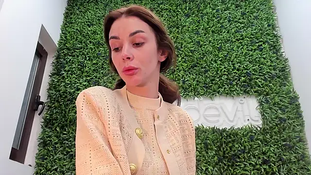 realhotfallingdevil online show from 04-06-26, 03:59