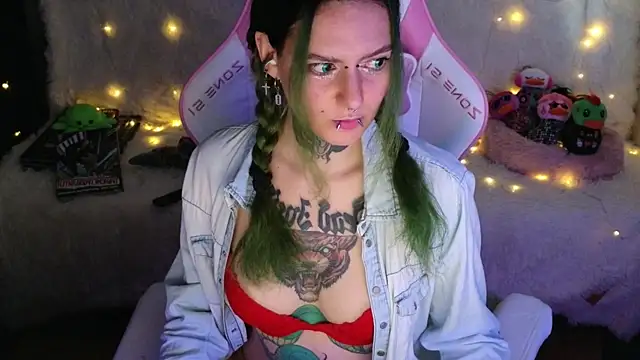 Ginger Stay online show from 04-13-26, 08:31