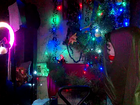 WildMissNiks online show from 12-23-25, 09:51