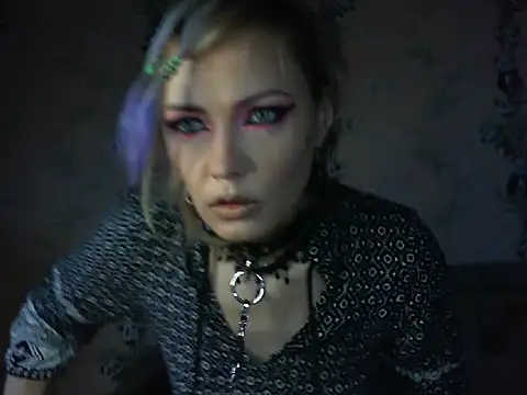 WildMissNiks online show from 03-17-26, 09:23