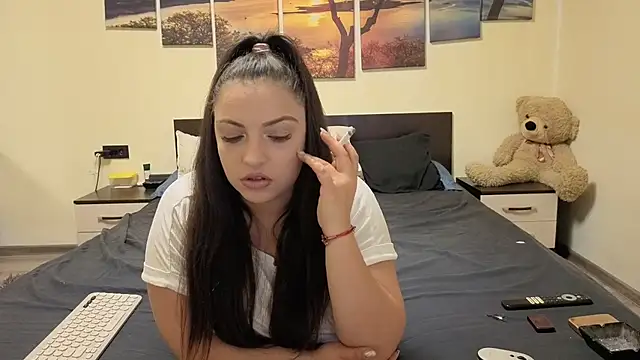 adelline online show from 03-24-26, 09:53