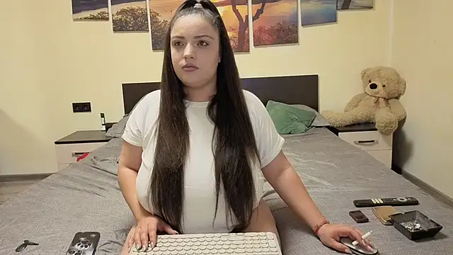 adelline online show from 03-29-26, 08:42