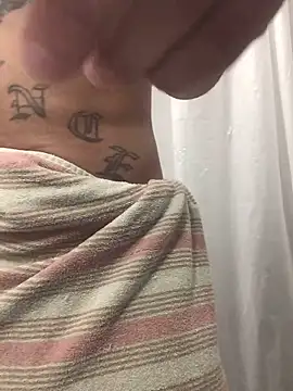 Snapshot of 69RIPsta69 chatting on 10-18-25, 03:42 69RIPsta69 online show from 10-18-25, 03:42