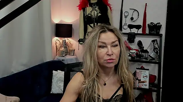 crystaLUX online show from 03-04-25, 06:04