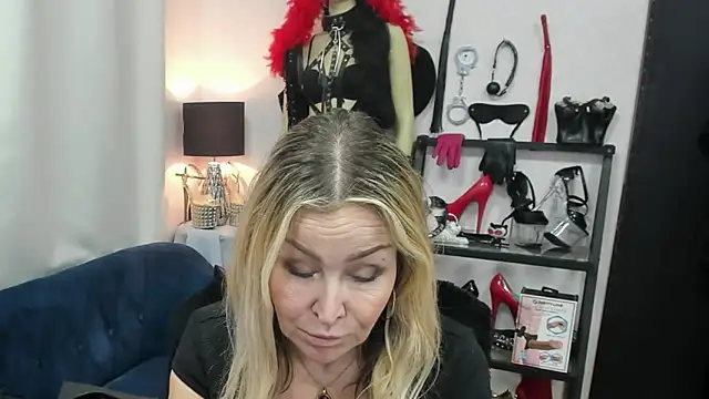 crystaLUX online show from 03-27-26, 08:48