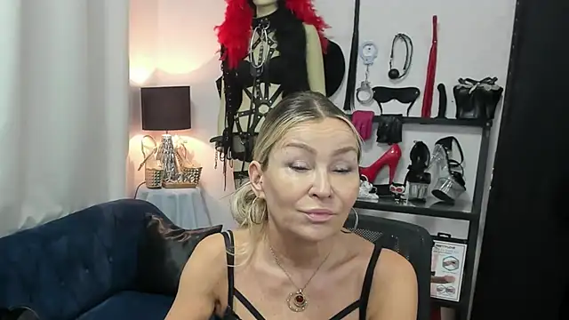 crystaLUX online show from 06-03-26, 04:15