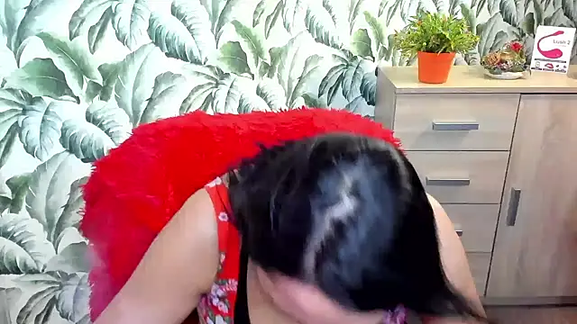 Snapshot of Ellennaughty chatting on 01-10-25, 01:32 Ellennaughty online show from 01-10-25, 01:32