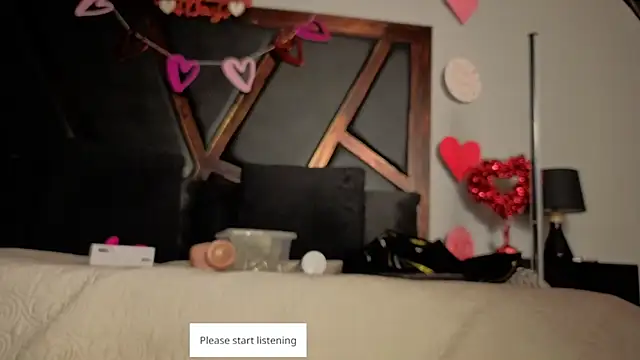 Snapshot of donnasoto chatting on 02-14-26, 12:46 donnasoto online show from 02-14-26, 12:46