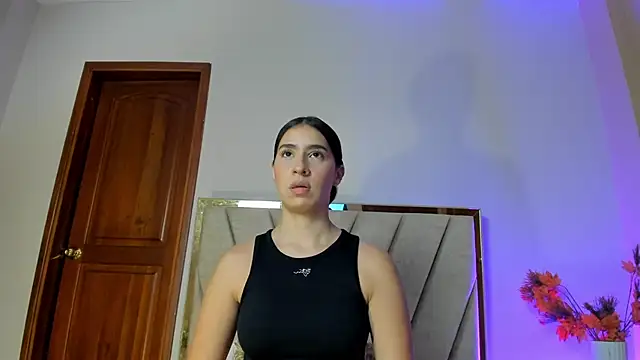 Christy Sea online show from 11-06-25, 06:20