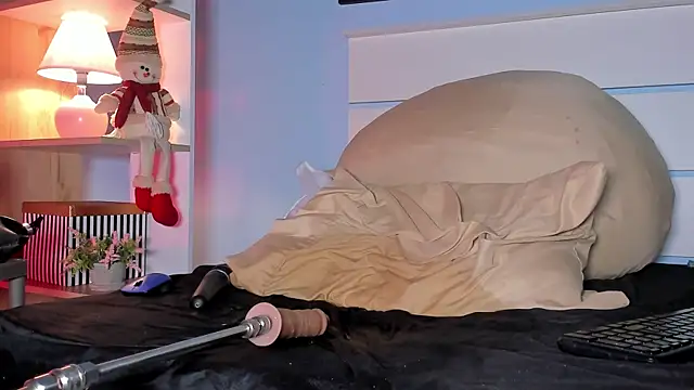 alicialittle online show from 12-18-24, 11:08