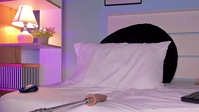 alicialittle online show from 01-24-25, 08:11