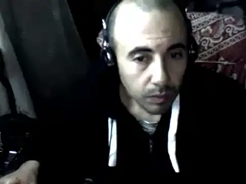 Snapshot of big_heart chatting on 01-15-26, 08:56 big heart online show from 01-15-26, 08:56