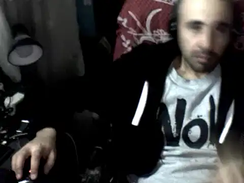 Snapshot of big_heart chatting on 02-10-26, 08:24 big heart online show from 02-10-26, 08:24