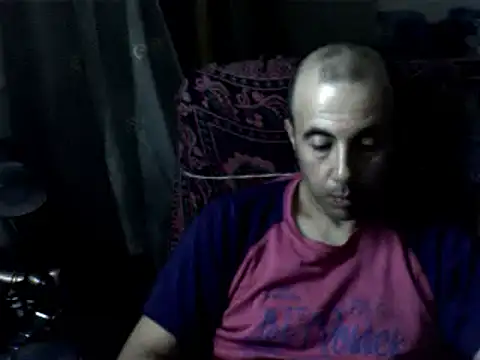 Snapshot of big_heart chatting on 07-14-26, 05:23 big heart online show from 07-14-26, 05:23