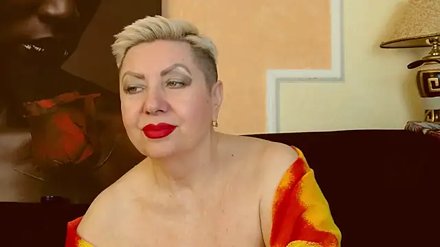 LadyPosh online show from 01-15-25, 09:30