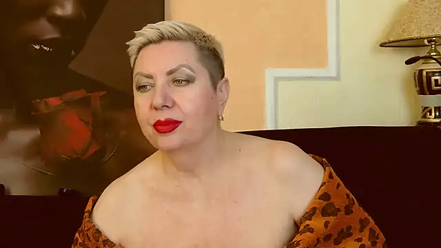 LadyPosh online show from 01-24-25, 01:24