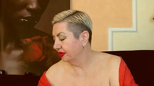 LadyPosh online show from 01-28-25, 10:01