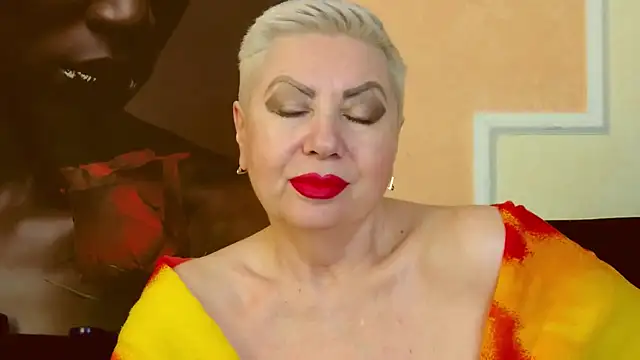 LadyPosh online show from 03-14-25, 04:43