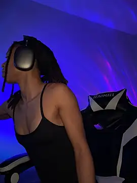 thebrattygoddess online show from 12-24-24, 01:50