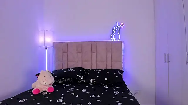 DannaTeen online show from 02-25-25, 06:53