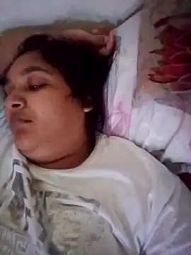 Indianbloom- online show from 12-16-25, 07:24