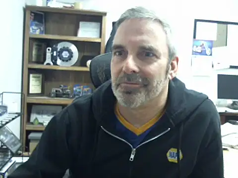 Snapshot of Russianjewel chatting on 02-15-25, 01:16 Russianjewel online show from 02-15-25, 01:16
