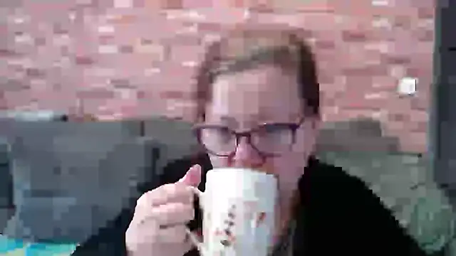Adelewildx online show from 02-28-25, 11:25