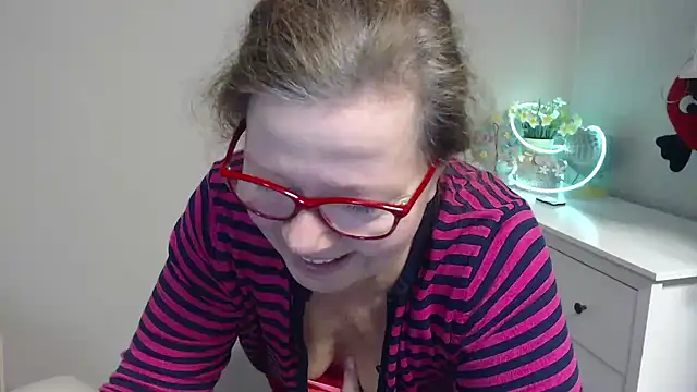 Adelewildx online show from 03-03-25, 04:03
