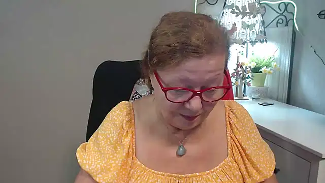 Adelewildx online show from 09-10-25, 03:28