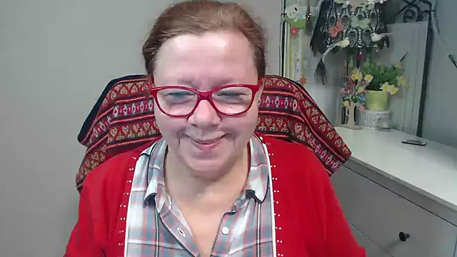 Snapshot of Adelewildx chatting on 10-20-25, 03:29 Adelewildx online show from 10-20-25, 03:29