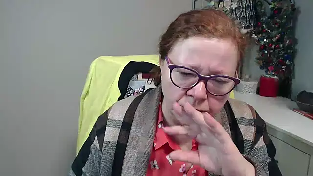 Snapshot of Adelewildx chatting on 01-07-26, 04:59 Adelewildx online show from 01-07-26, 04:59